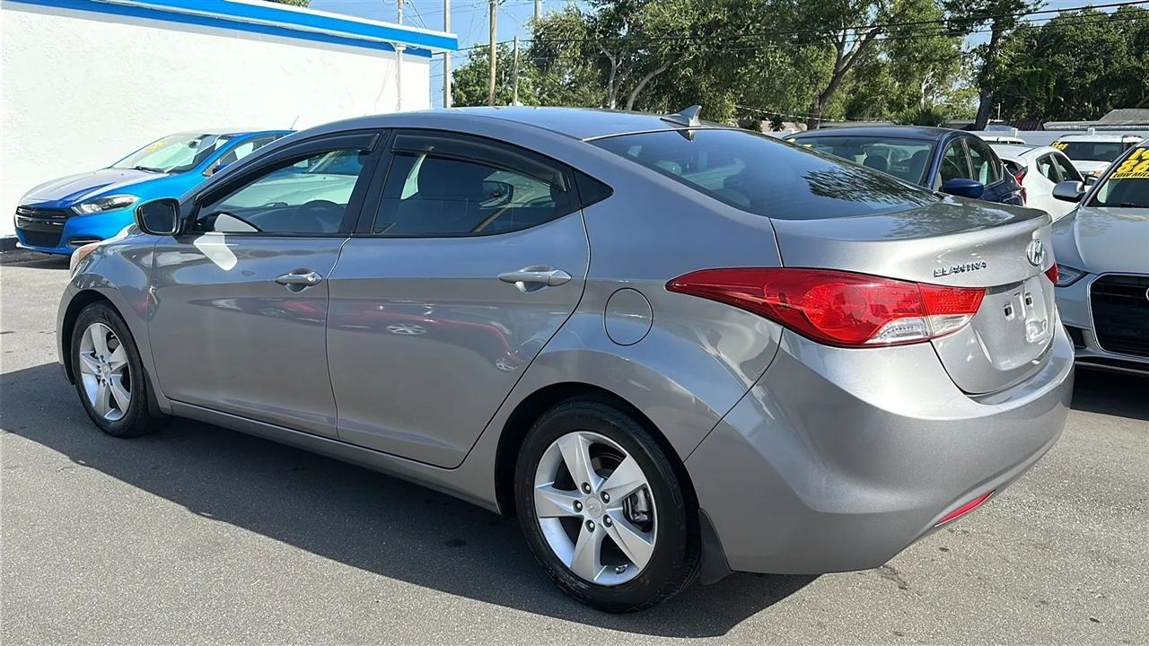 Hyundai Elantra 4dr Sdn Auto GLS (Ulsan Plant) 2013