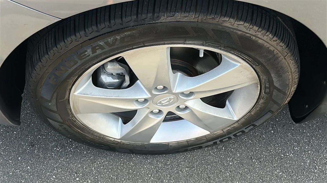 Hyundai Elantra 4dr Sdn Auto GLS (Ulsan Plant) 2013
