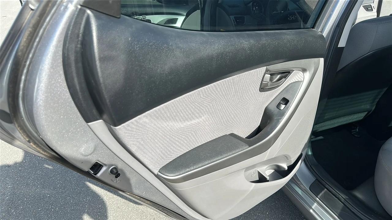 Hyundai Elantra 4dr Sdn Auto GLS (Ulsan Plant) 2013