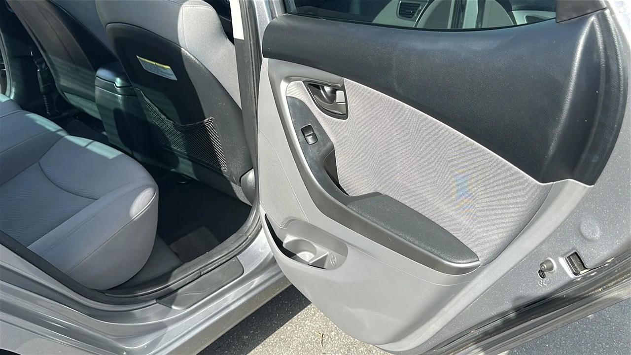 Hyundai Elantra 4dr Sdn Auto GLS (Ulsan Plant) 2013