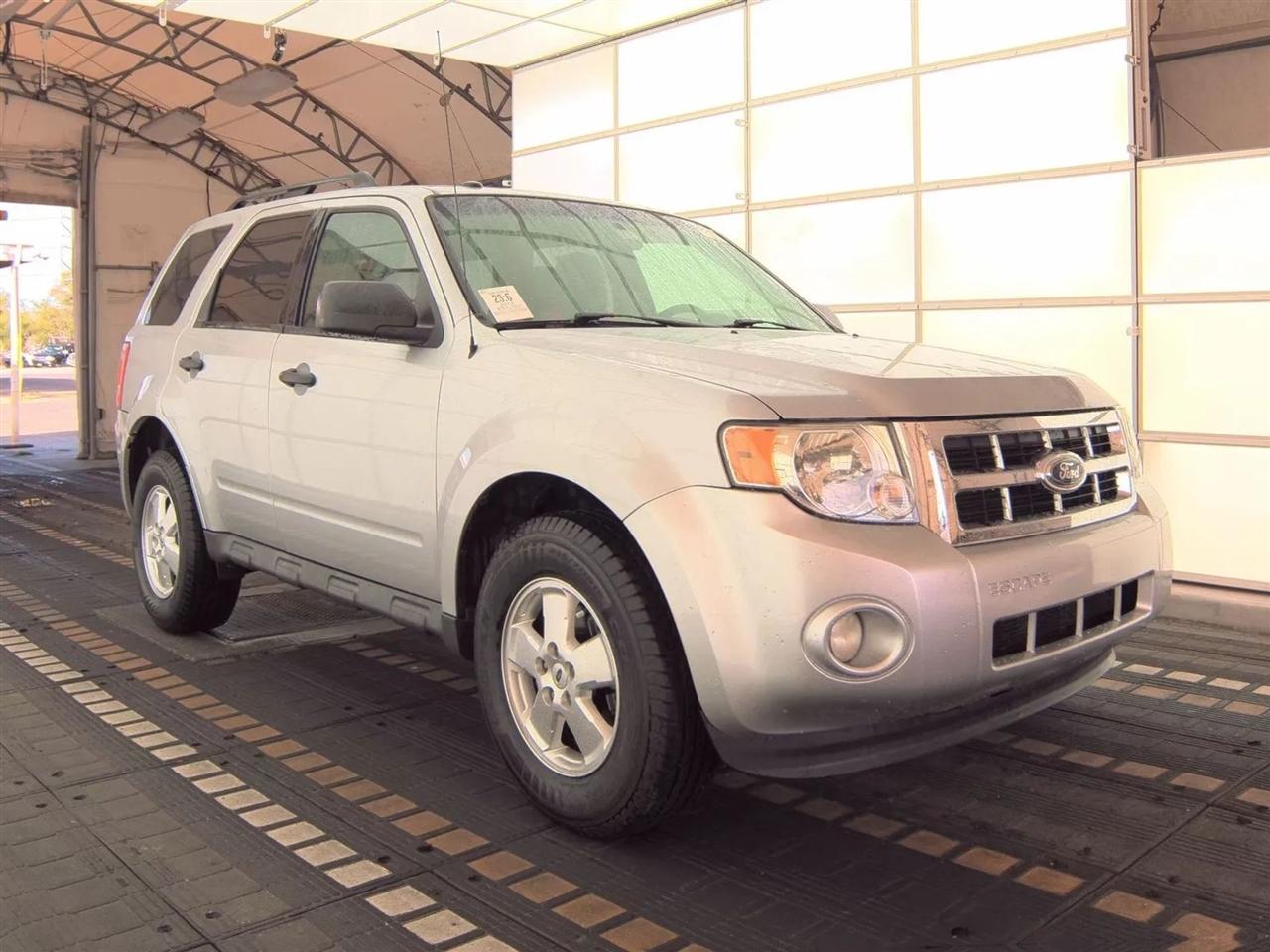 Ford Escape FWD 4dr XLT 2012