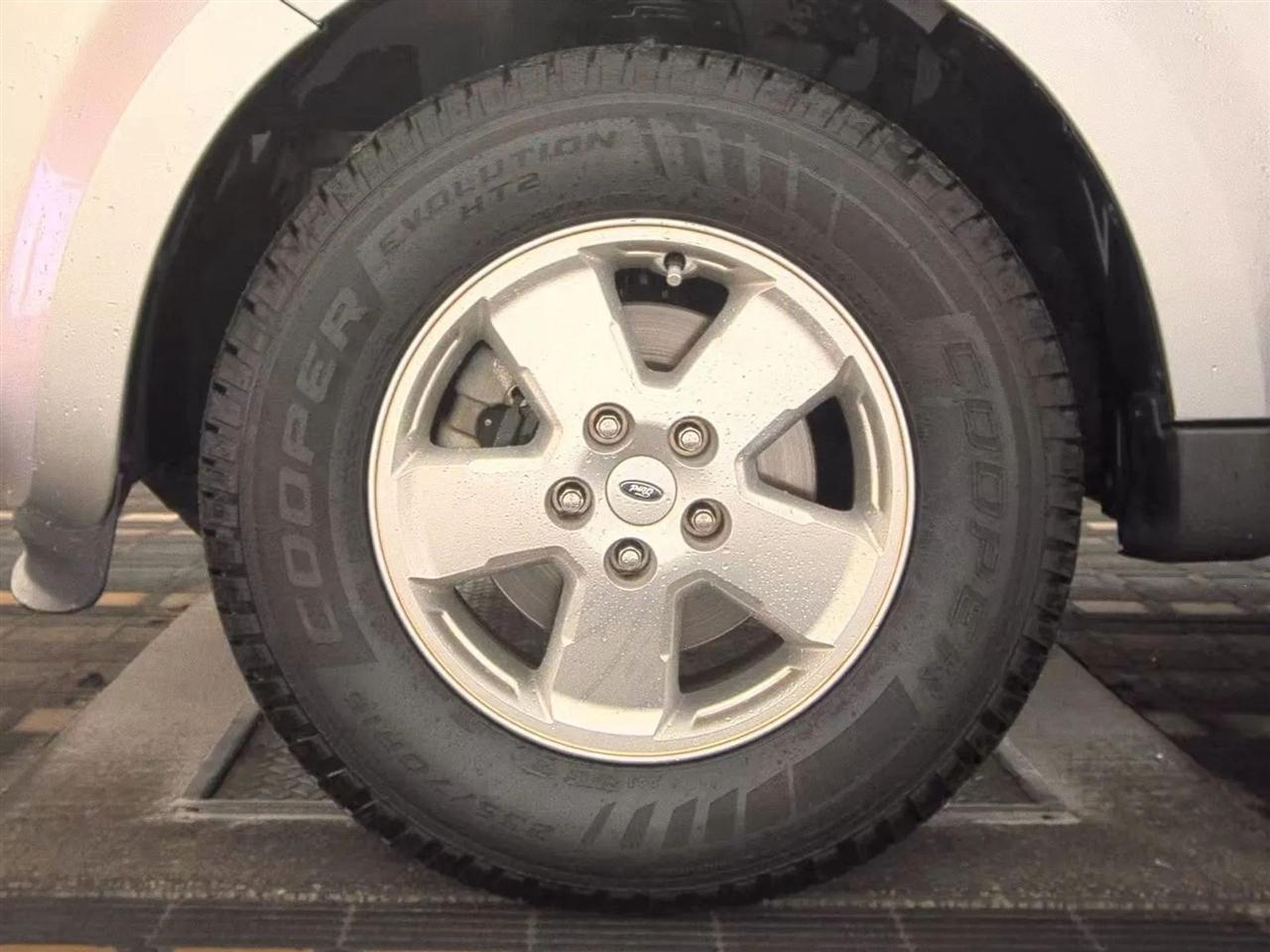 Ford Escape FWD 4dr XLT 2012