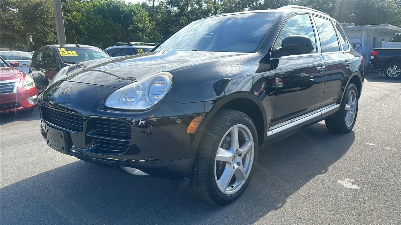 Porsche Cayenne 4dr 6-Spd Manual 2006