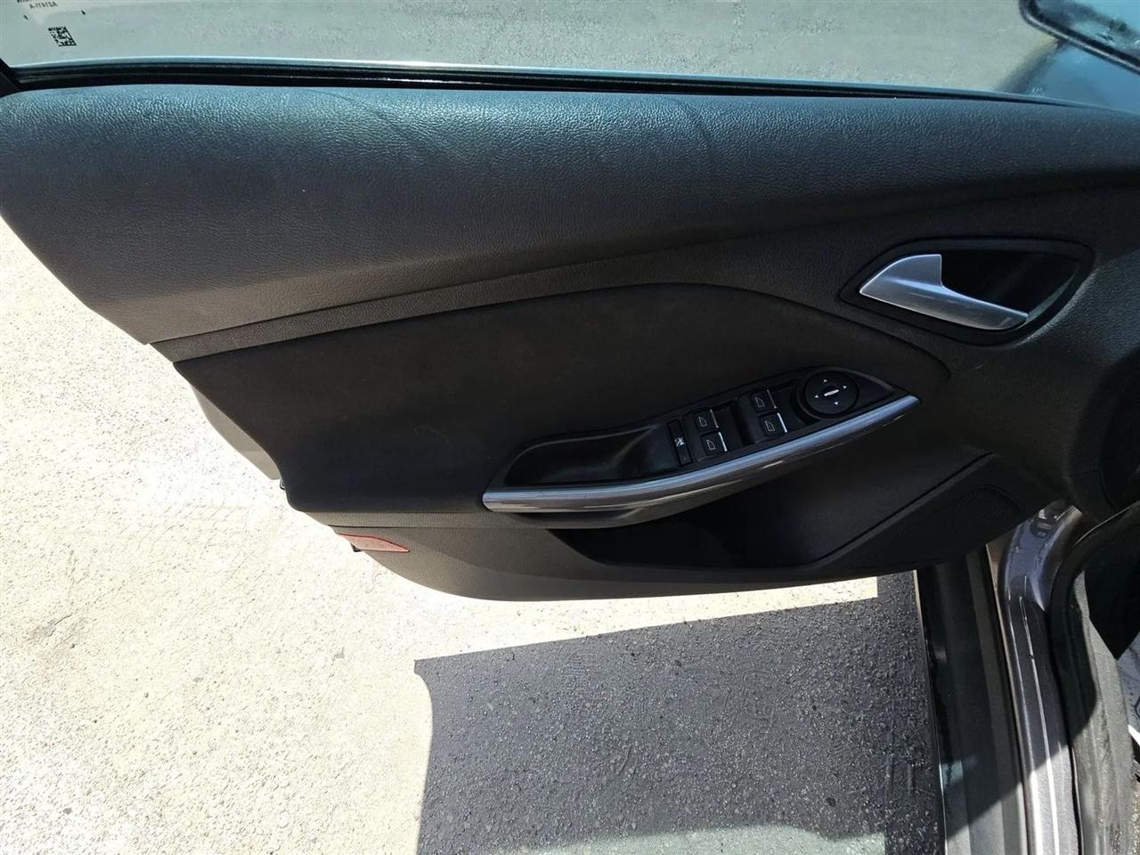 Ford Focus 5dr HB Titanium 2014