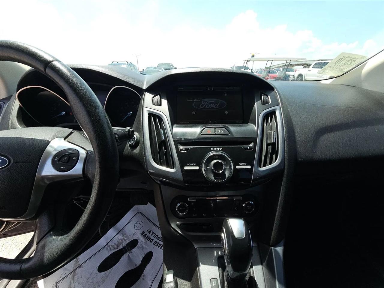 Ford Focus 5dr HB Titanium 2014