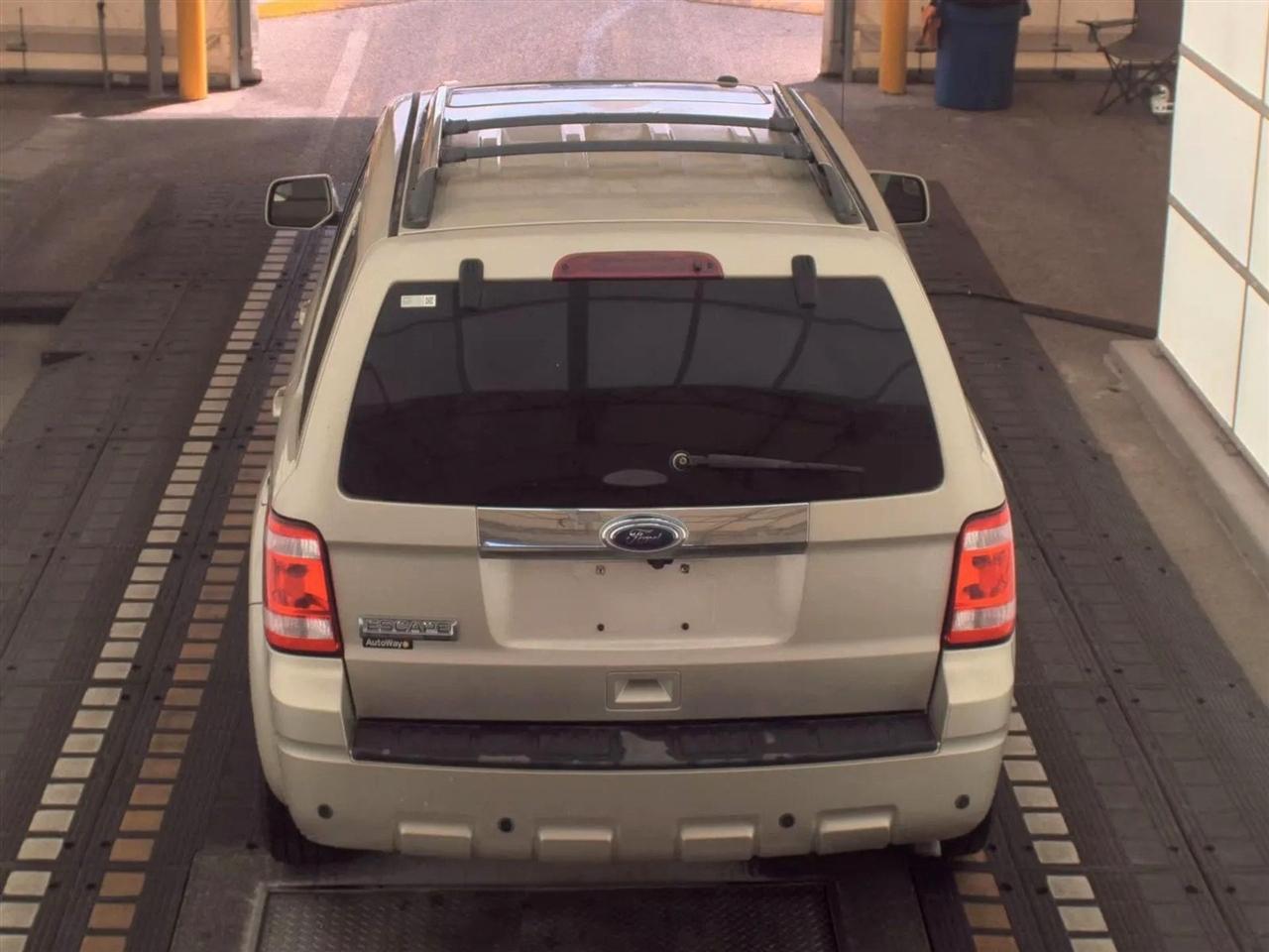 Ford Escape FWD 4dr Limited 2011