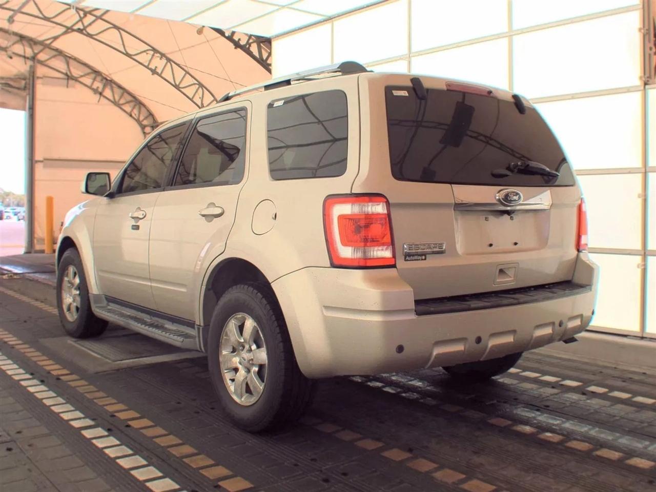 Ford Escape FWD 4dr Limited 2011