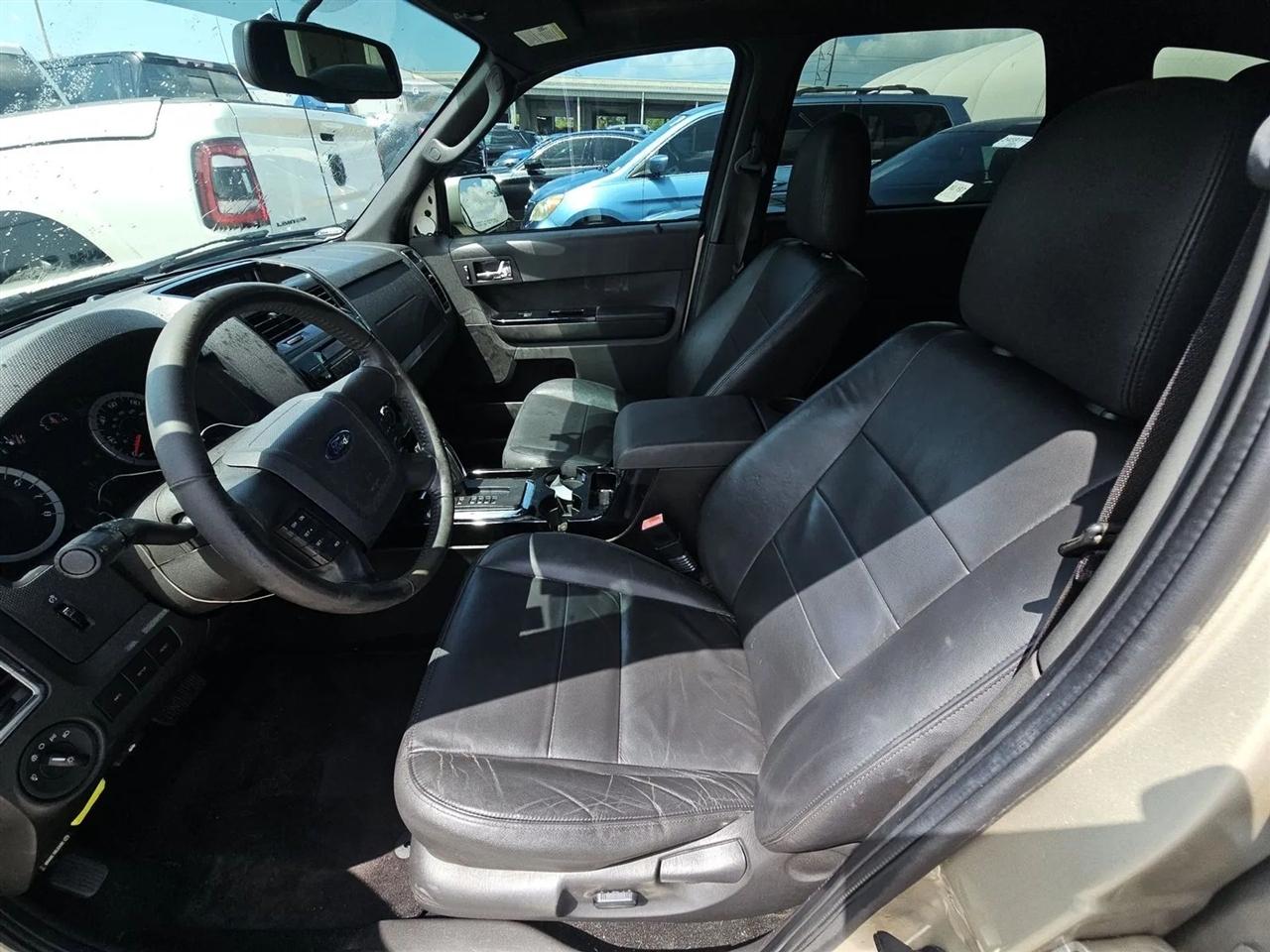 Ford Escape FWD 4dr Limited 2011