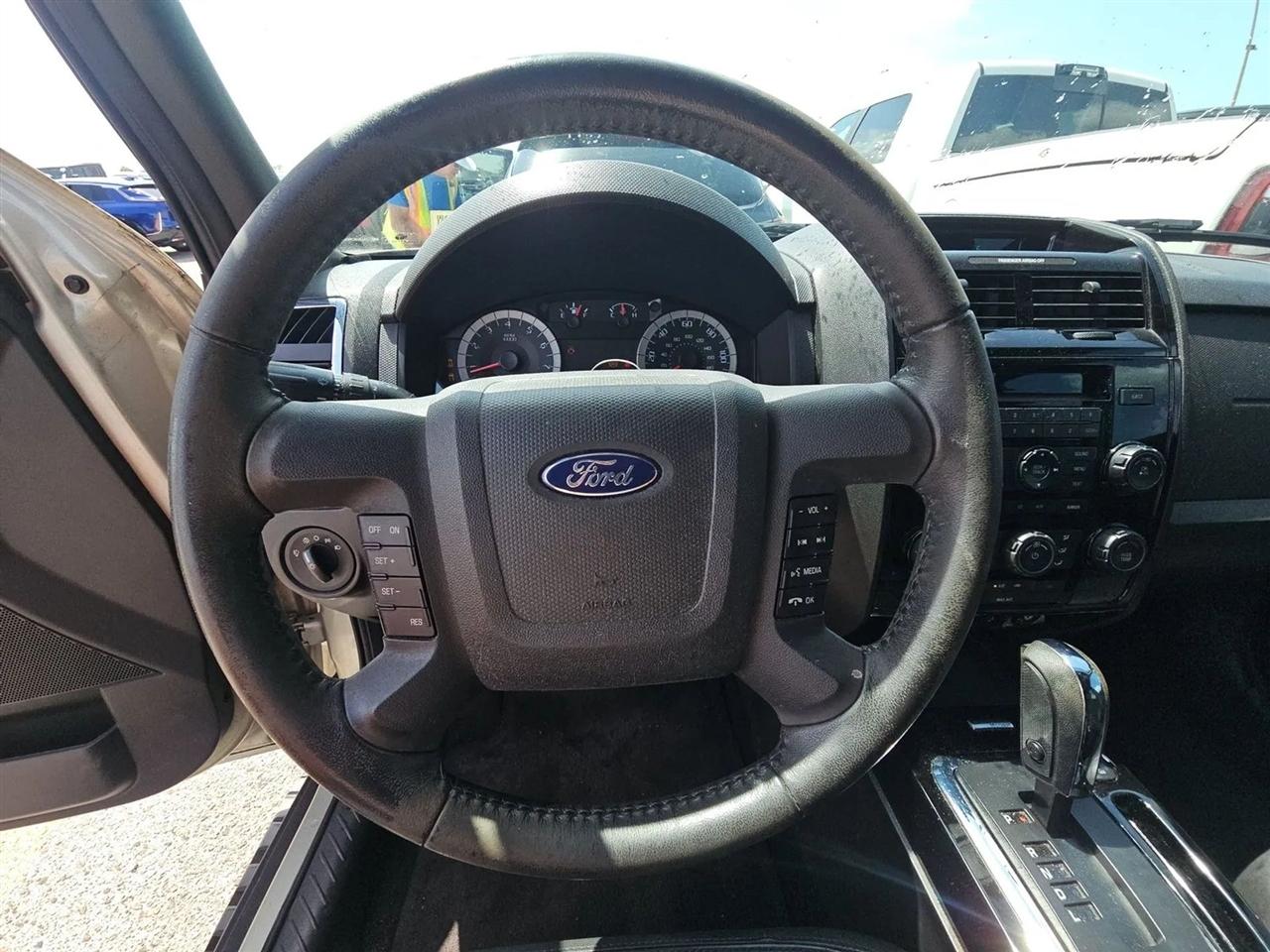 Ford Escape FWD 4dr Limited 2011