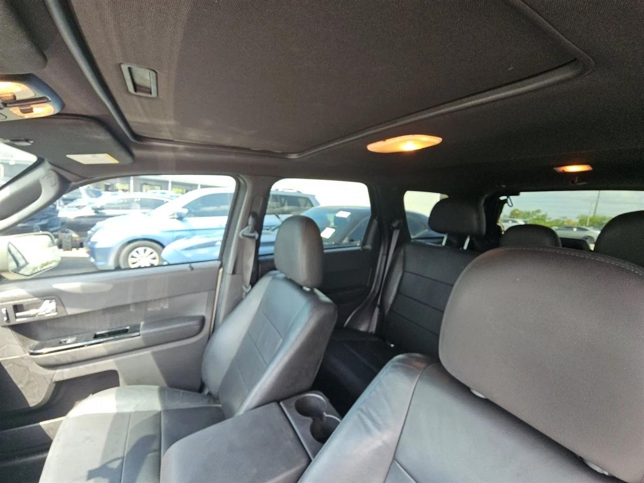 Ford Escape FWD 4dr Limited 2011