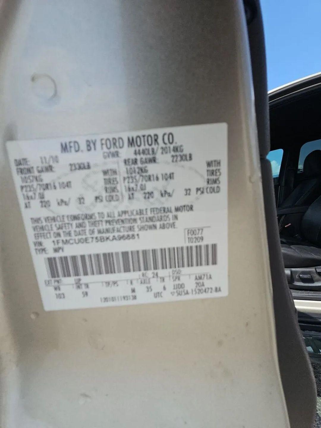 Ford Escape FWD 4dr Limited 2011
