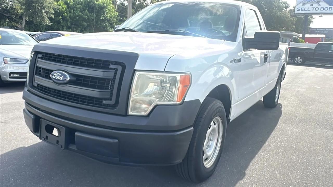 Ford F-150 2WD Reg Cab 126" STX 2014