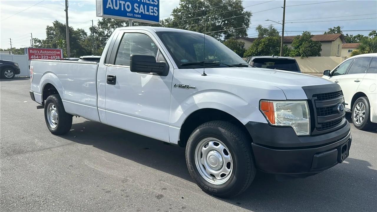 Ford F-150 2WD Reg Cab 126" STX 2014