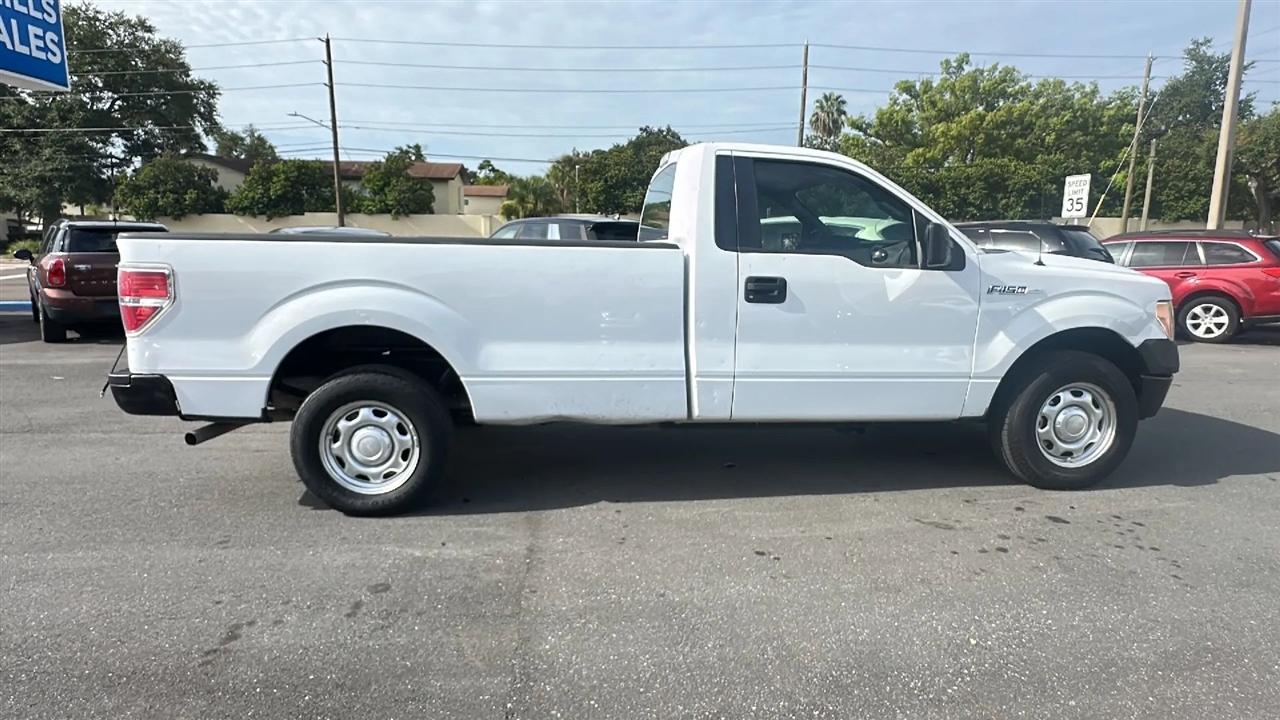 Ford F-150 2WD Reg Cab 126" STX 2014