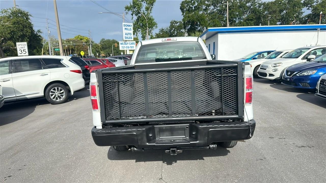 Ford F-150 2WD Reg Cab 126" STX 2014