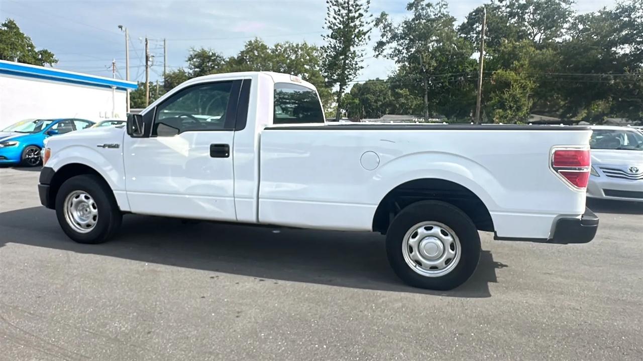 Ford F-150 2WD Reg Cab 126" STX 2014