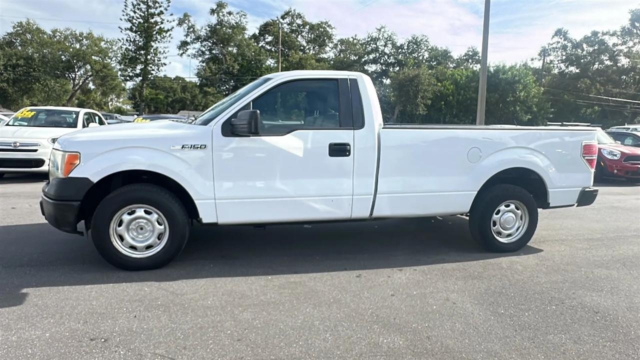 Ford F-150 2WD Reg Cab 126" STX 2014