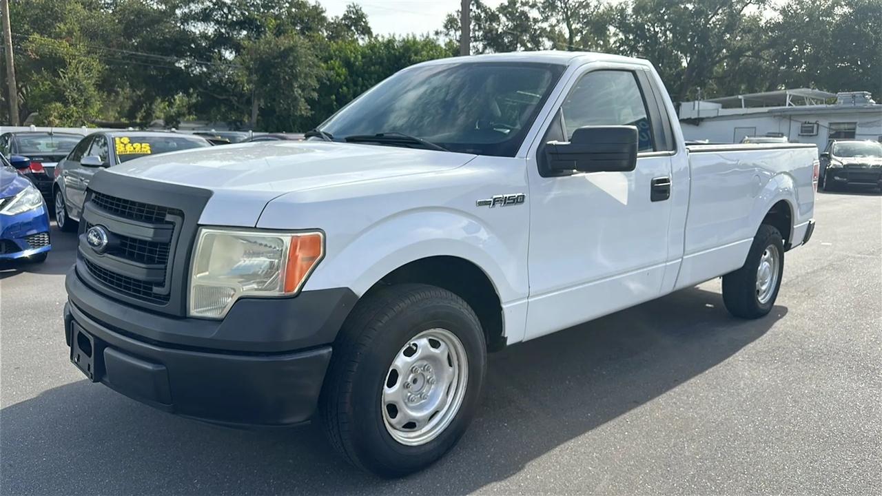 Ford F-150 2WD Reg Cab 126" STX 2014