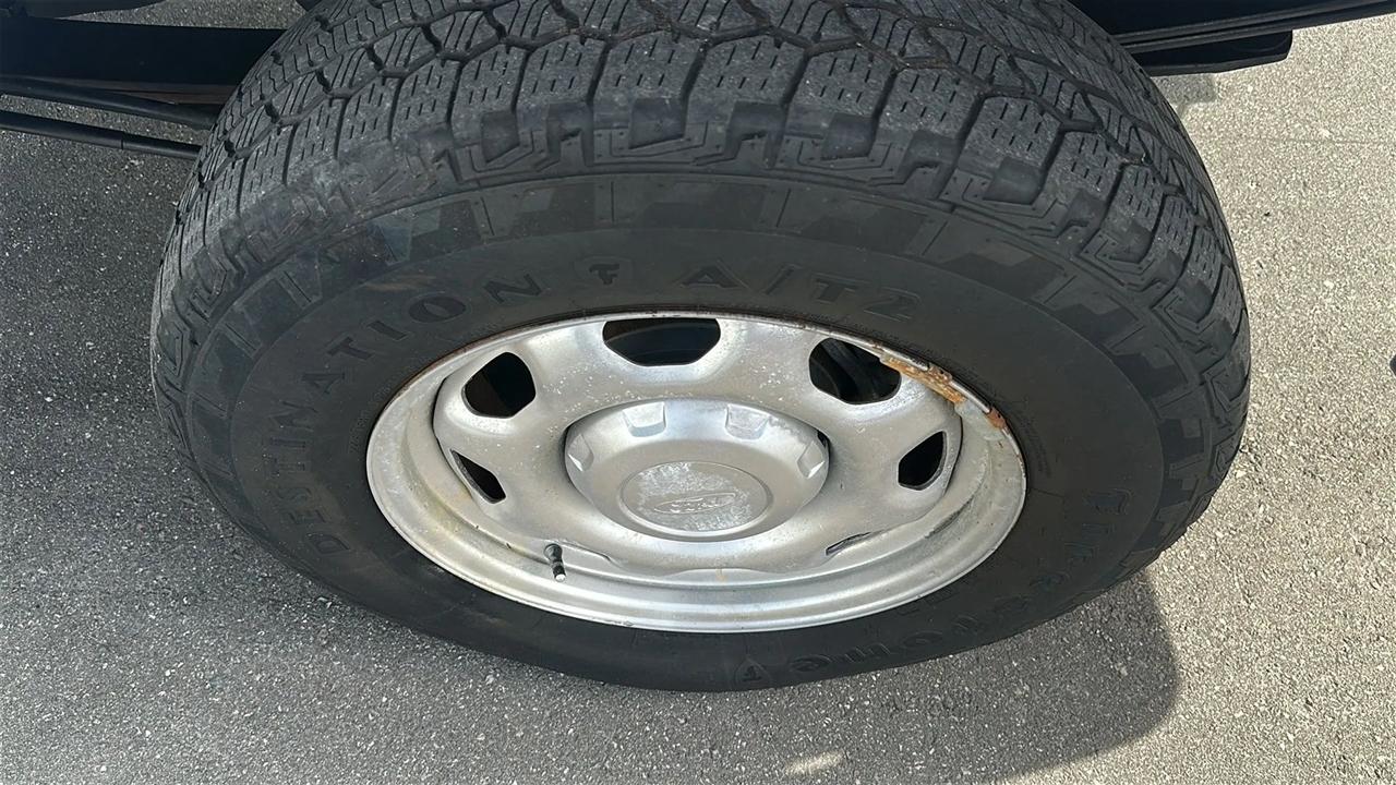 Ford F-150 2WD Reg Cab 126" STX 2014