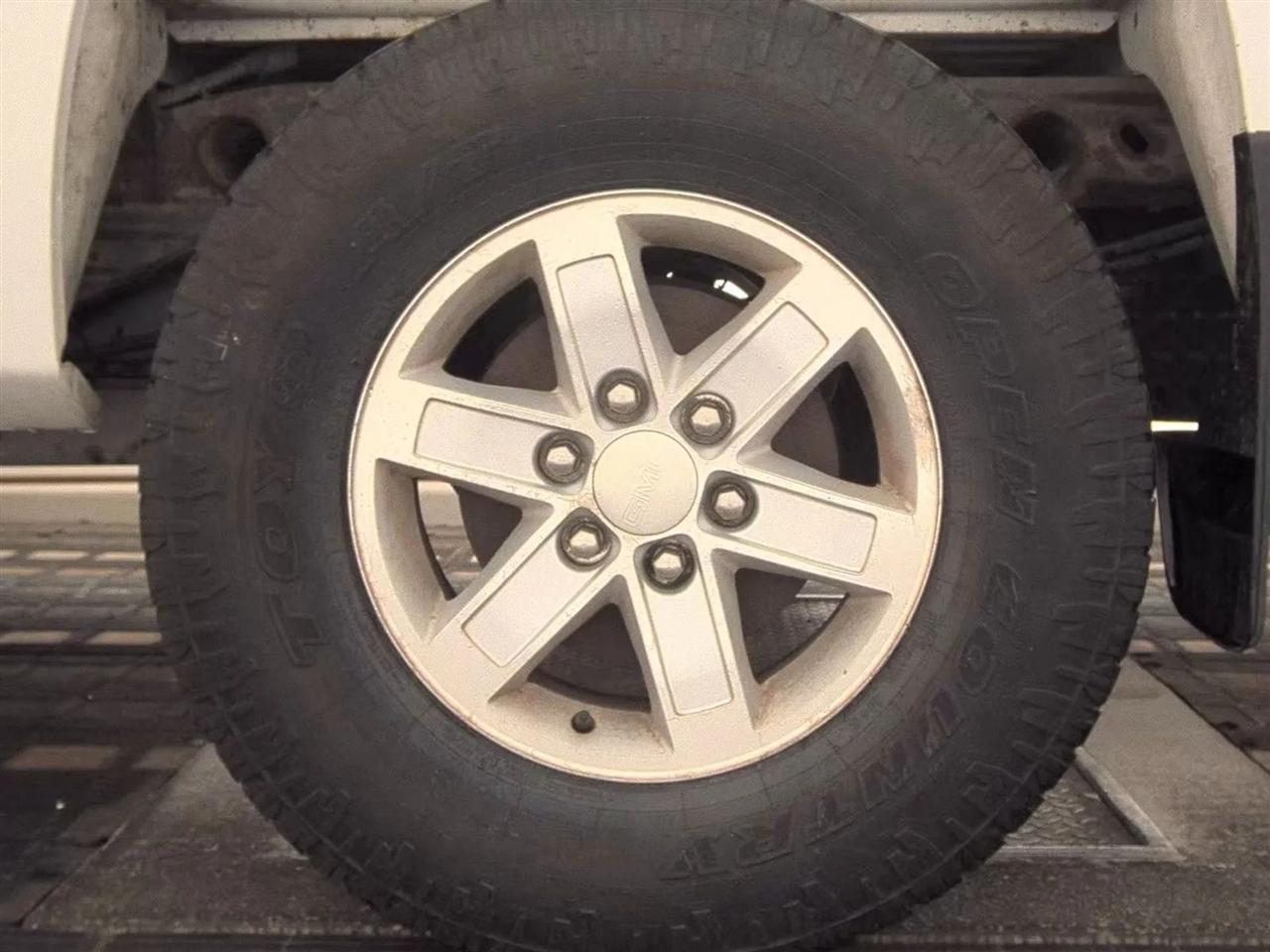 GMC Sierra 1500 4WD Ext Cab 143.5" SLE 2012
