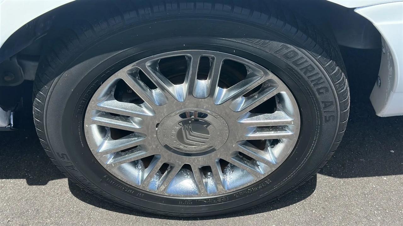 Mercury Grand Marquis 4dr Sdn LS 2009