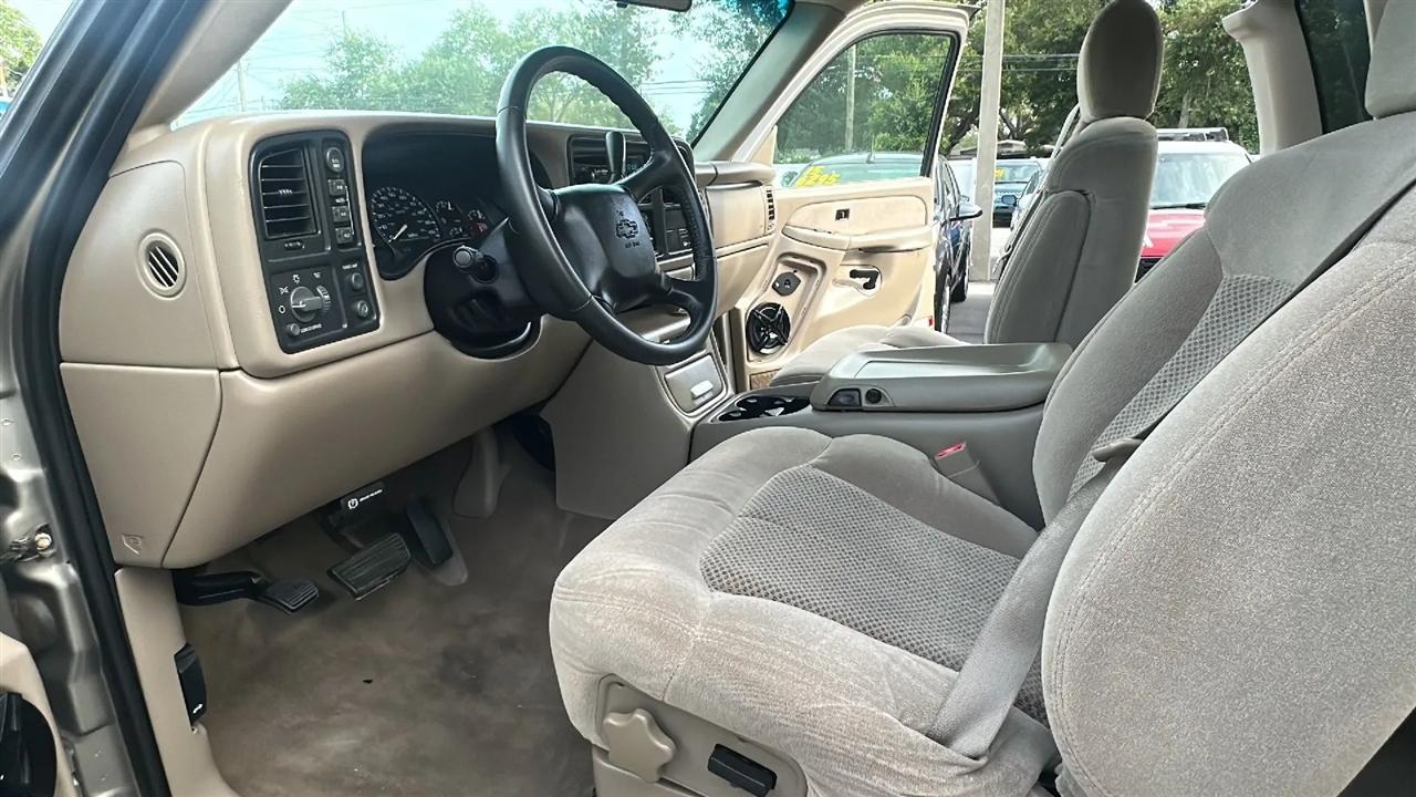 Chevrolet Silverado 1500 Ext Cab 143.5" WB 4WD LS 2002