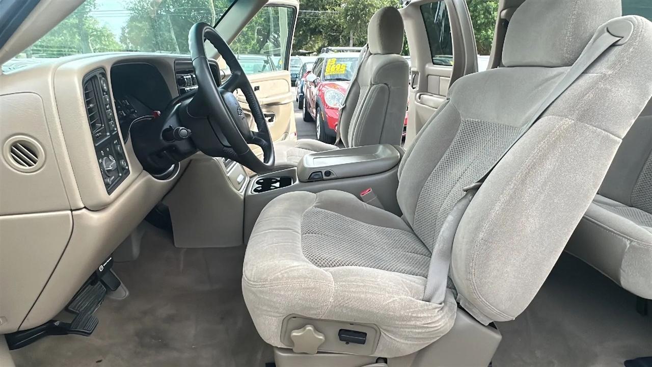 Chevrolet Silverado 1500 Ext Cab 143.5" WB 4WD LS 2002