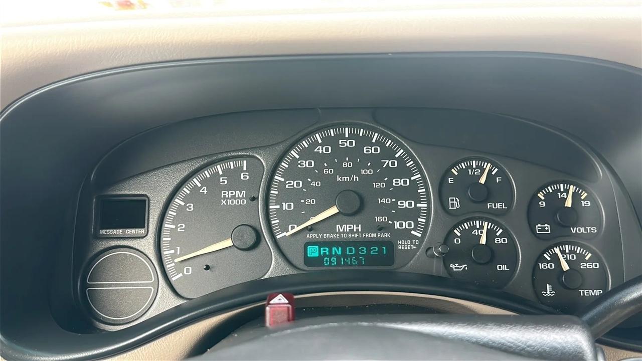 Chevrolet Silverado 1500 Ext Cab 143.5" WB 4WD LS 2002