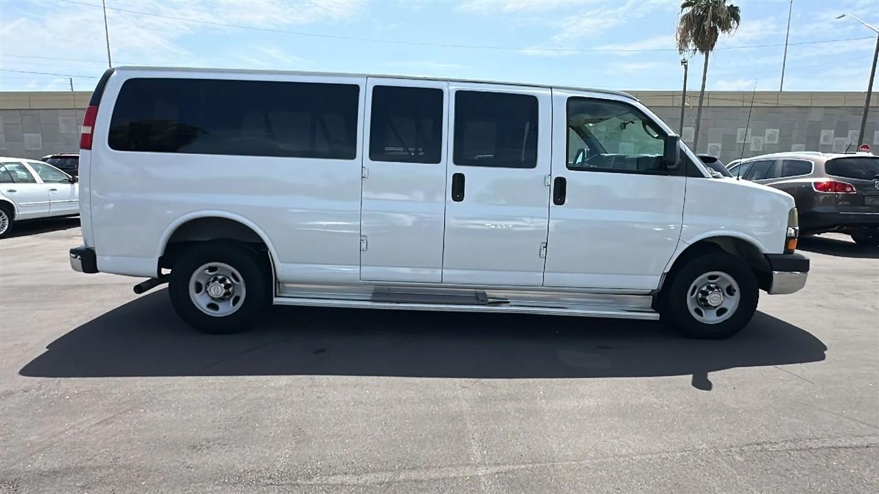 Chevrolet Express Passenger RWD 3500 155" 2007