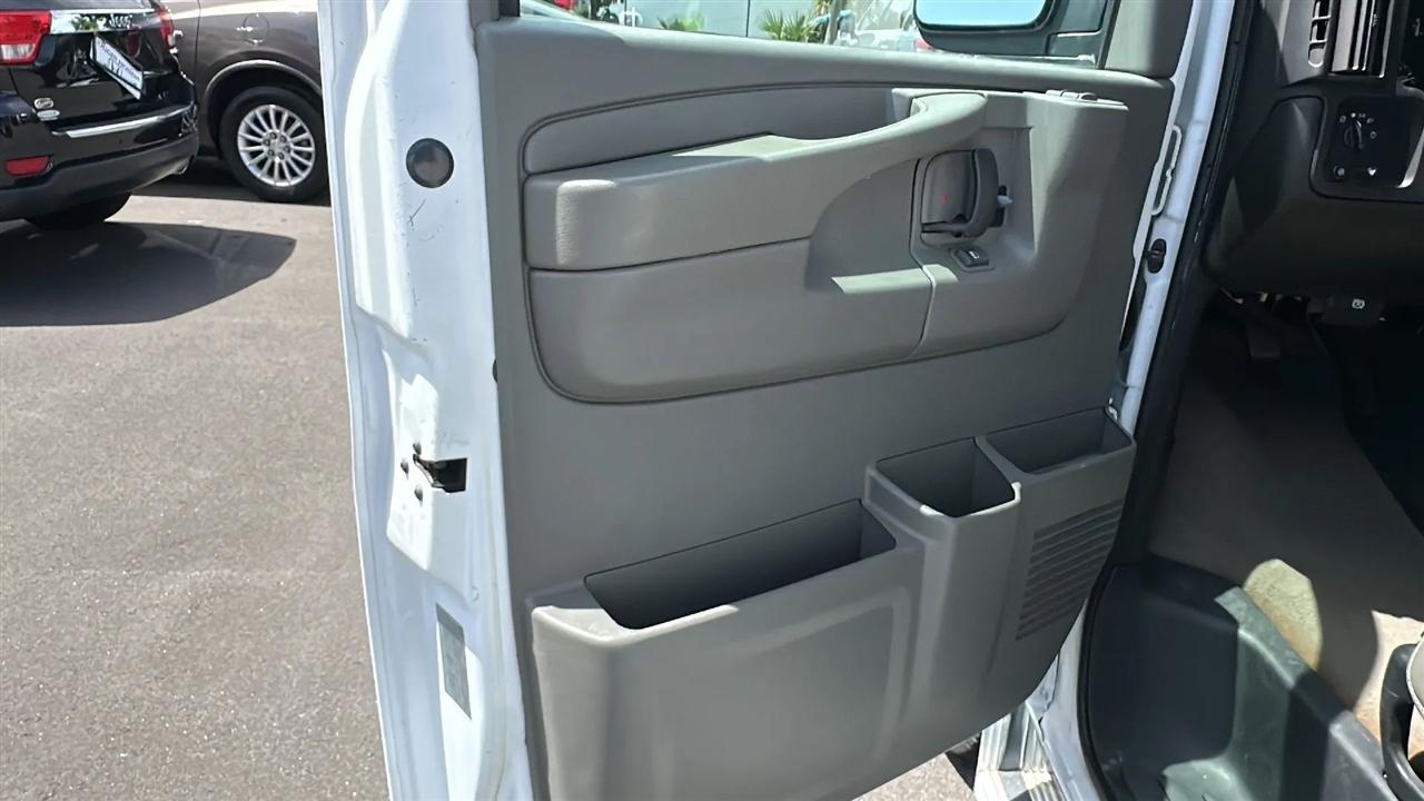 Chevrolet Express Passenger RWD 3500 155" 2007