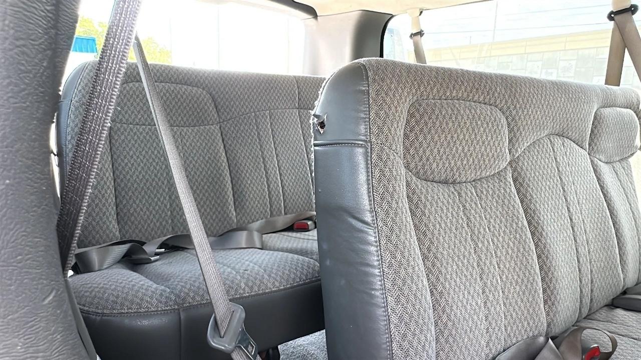Chevrolet Express Passenger RWD 3500 155" 2007