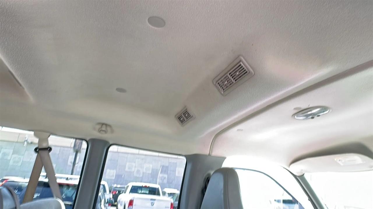 Chevrolet Express Passenger RWD 3500 155" 2007