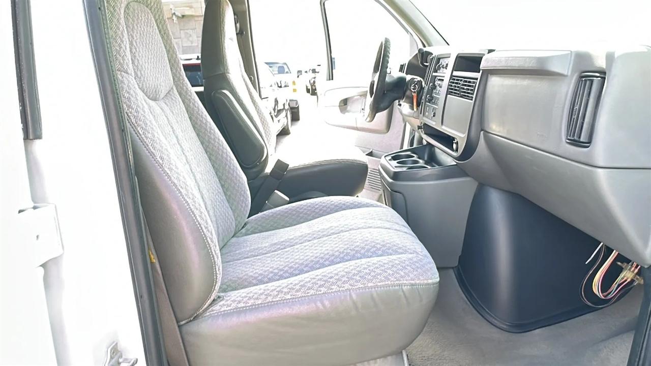 Chevrolet Express Passenger RWD 3500 155" 2007