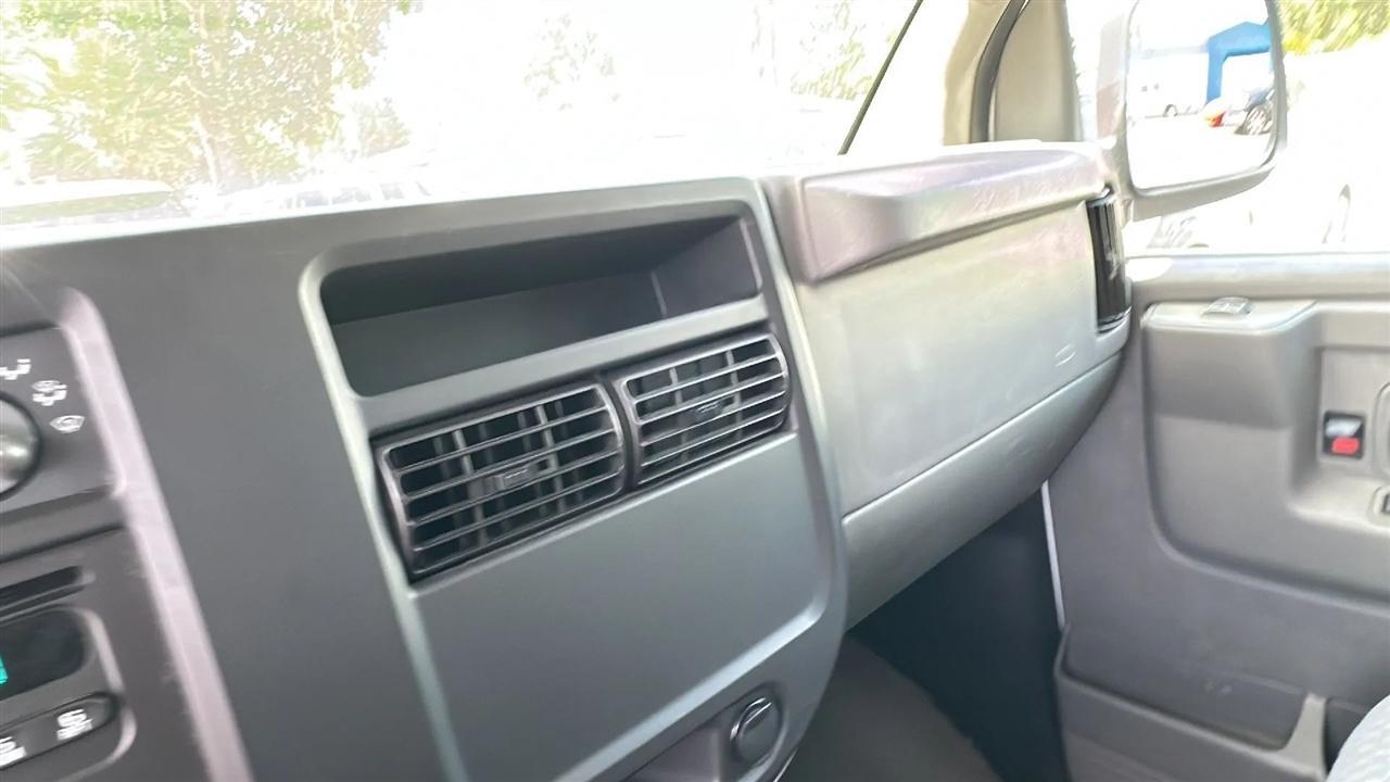 Chevrolet Express Passenger RWD 3500 155" 2007