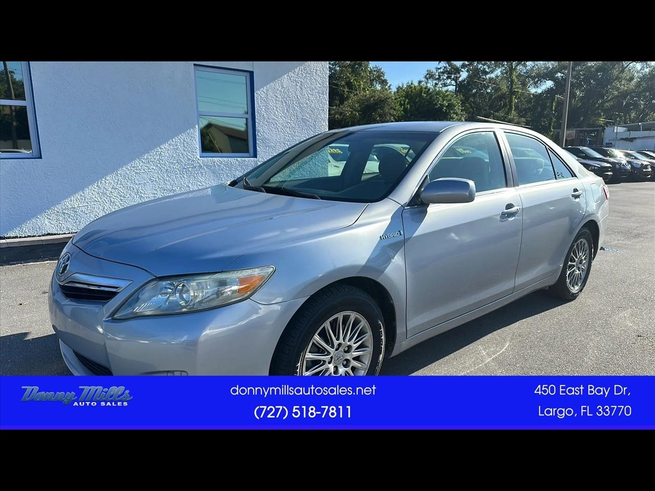 Toyota Camry Hybrid  2011