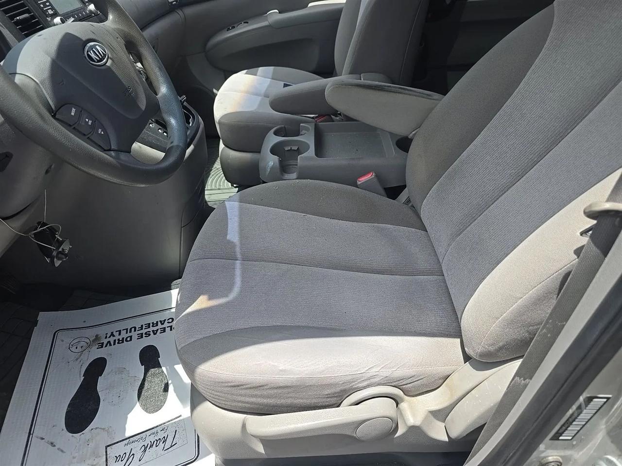 Kia Sedona 4dr Wgn LX 2012