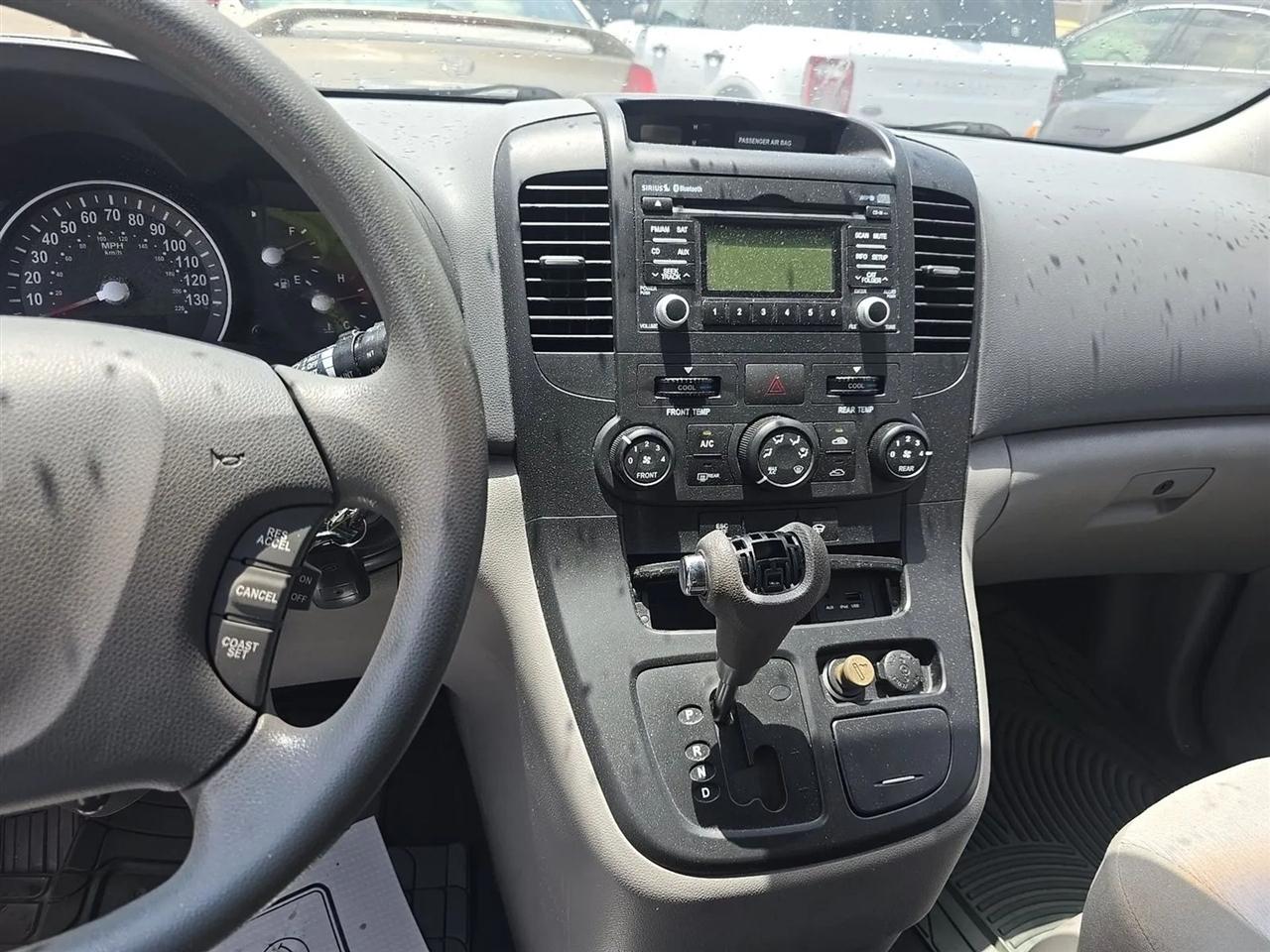 Kia Sedona 4dr Wgn LX 2012