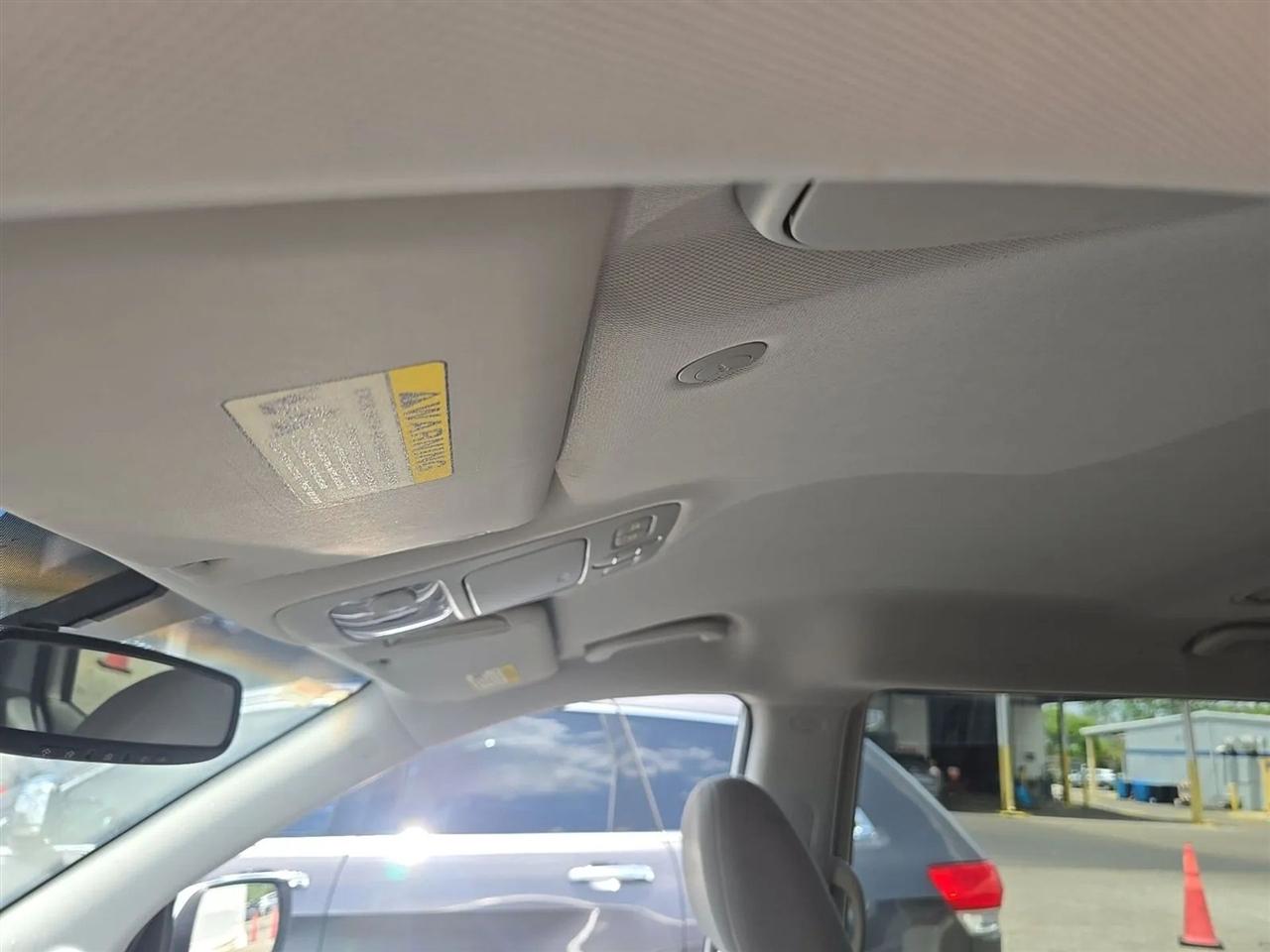 Kia Sedona 4dr Wgn LX 2012