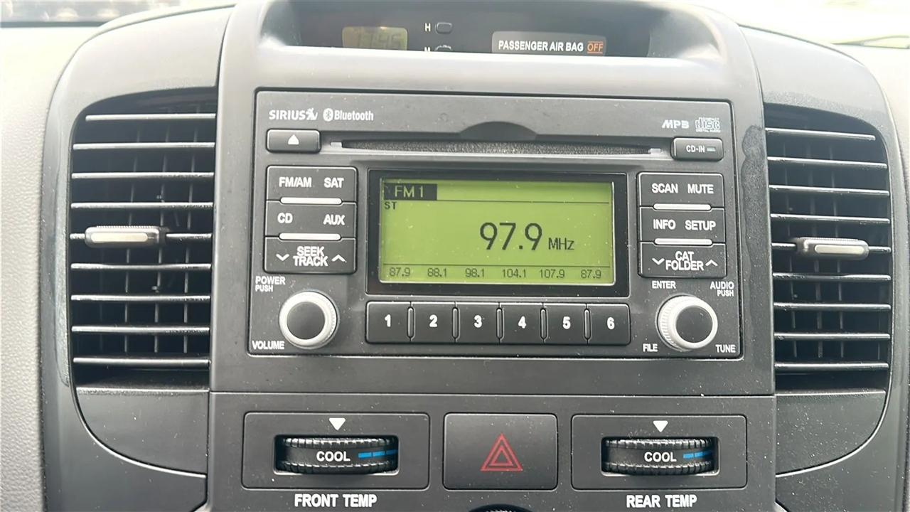 Kia Sedona  2012