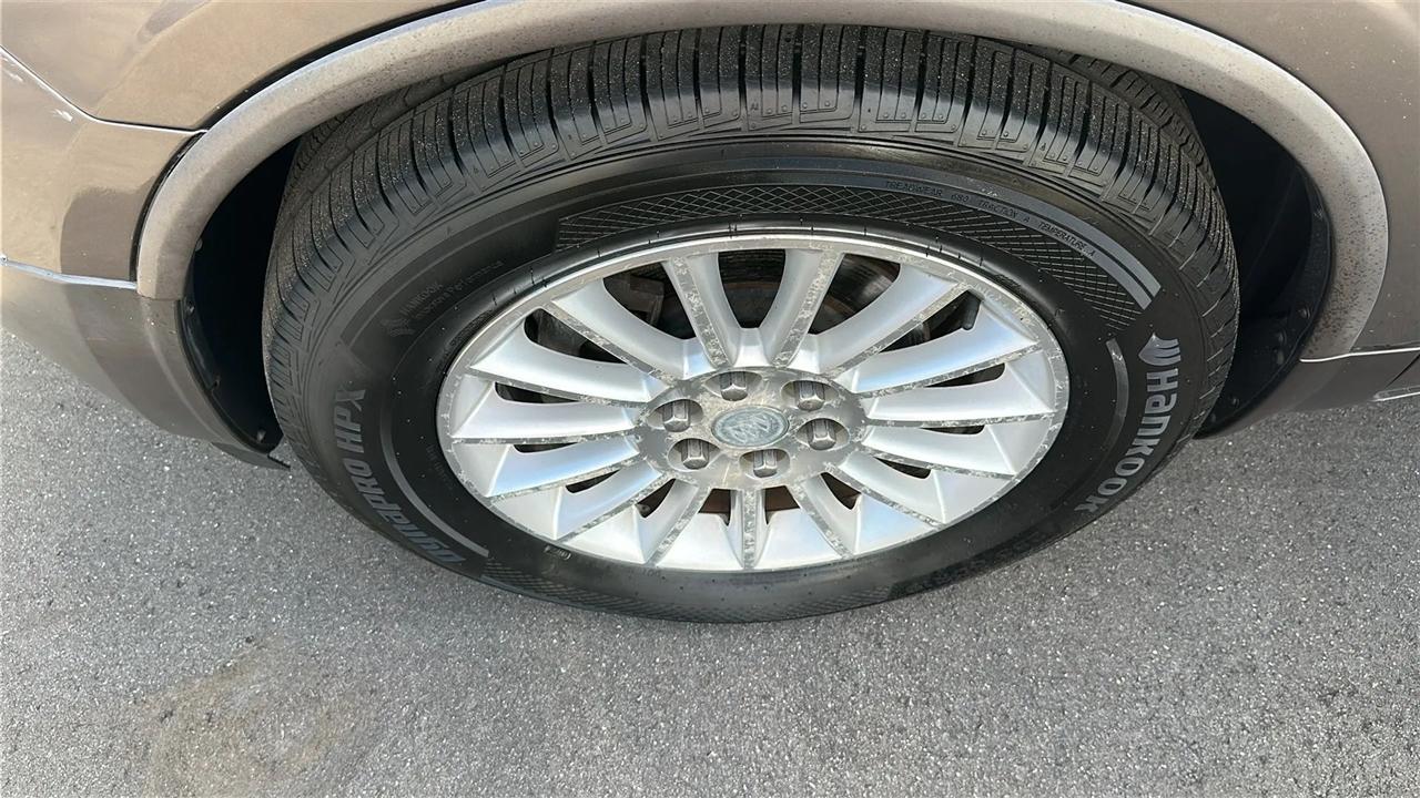 Buick Enclave AWD 4dr CXL-1 2011