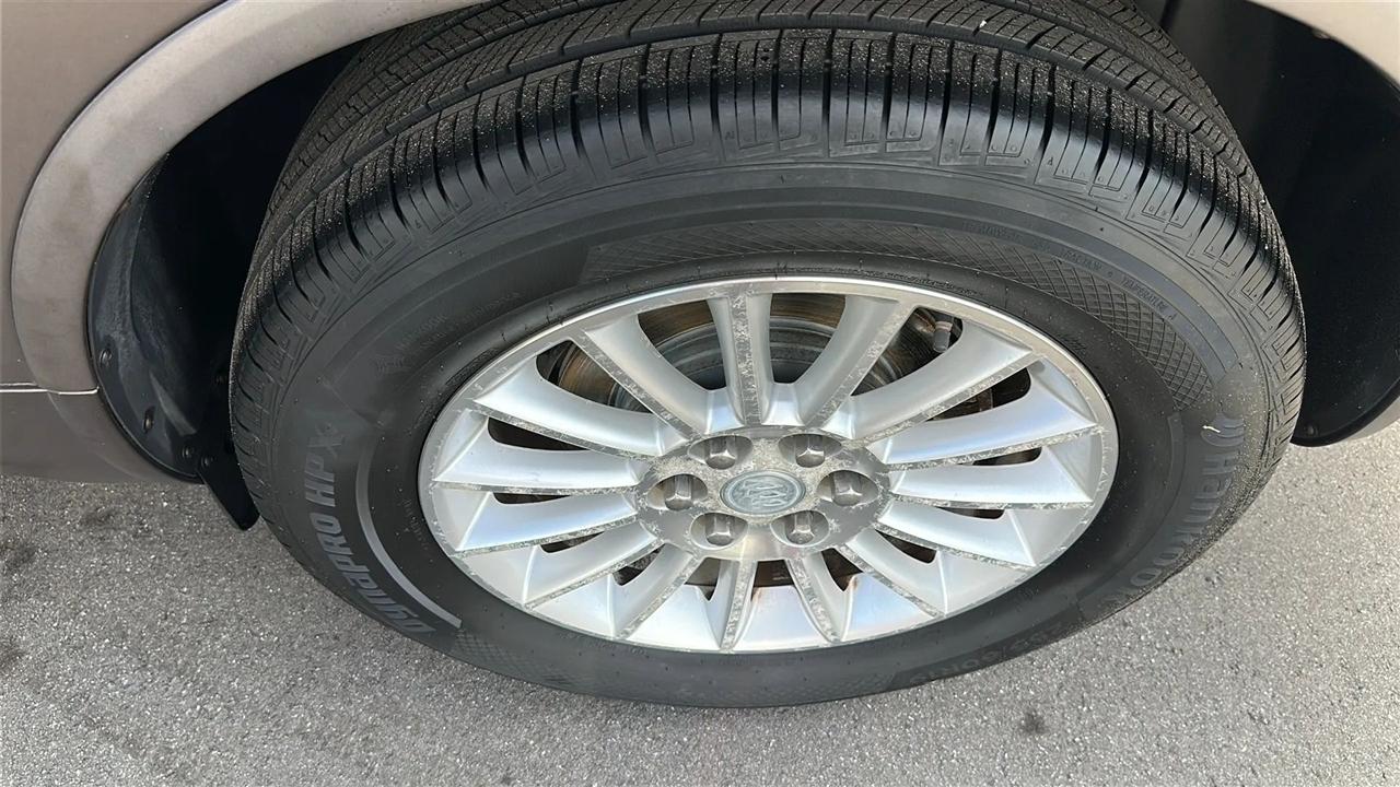 Buick Enclave AWD 4dr CXL-1 2011