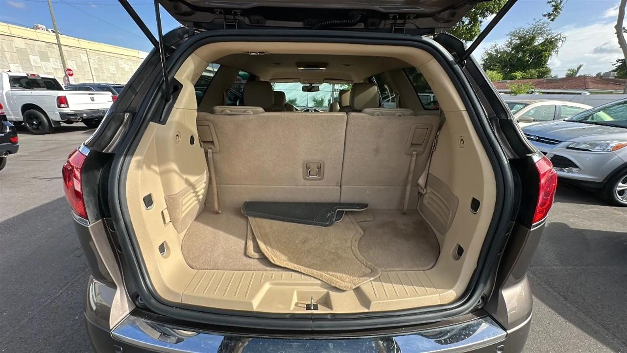 Buick Enclave AWD 4dr CXL-1 2011