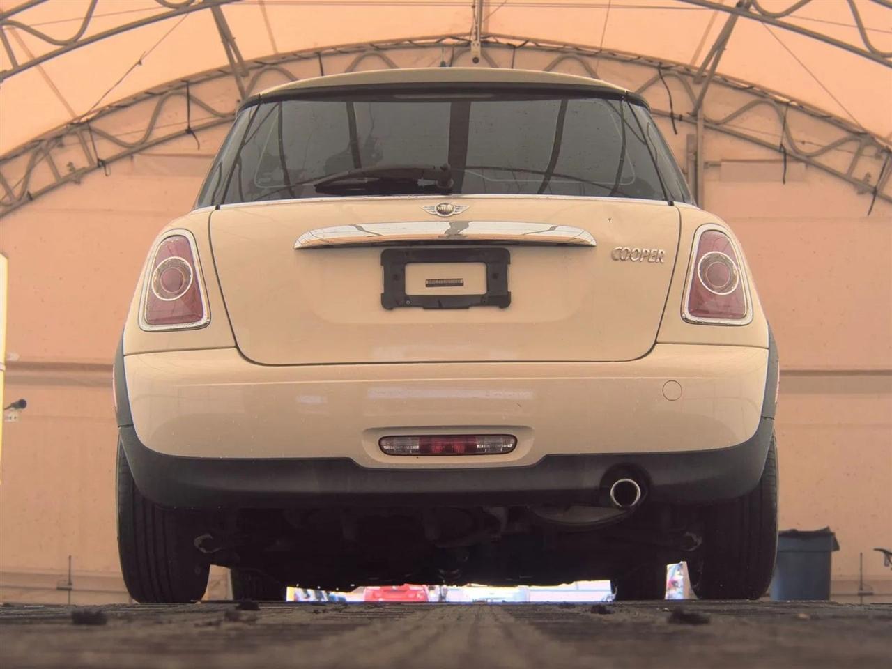 MINI Cooper Hardtop 2dr Cpe 2013