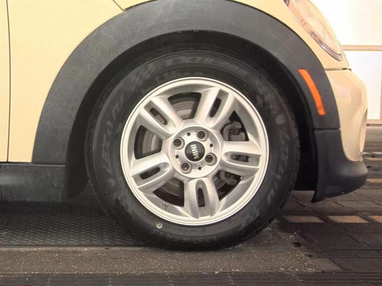 MINI Cooper Hardtop 2dr Cpe 2013