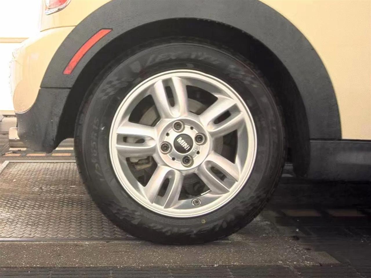 MINI Cooper Hardtop 2dr Cpe 2013