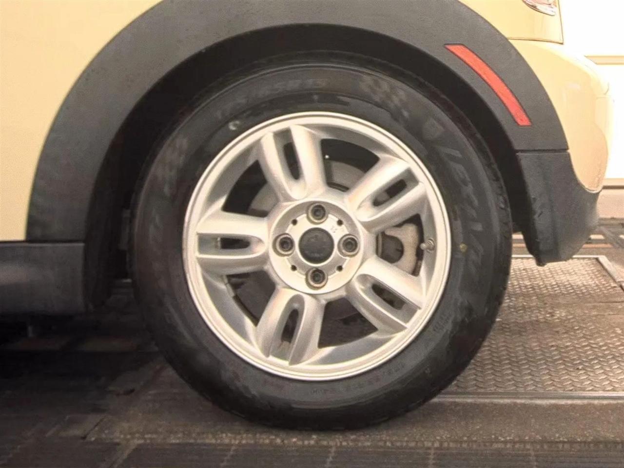 MINI Cooper Hardtop 2dr Cpe 2013