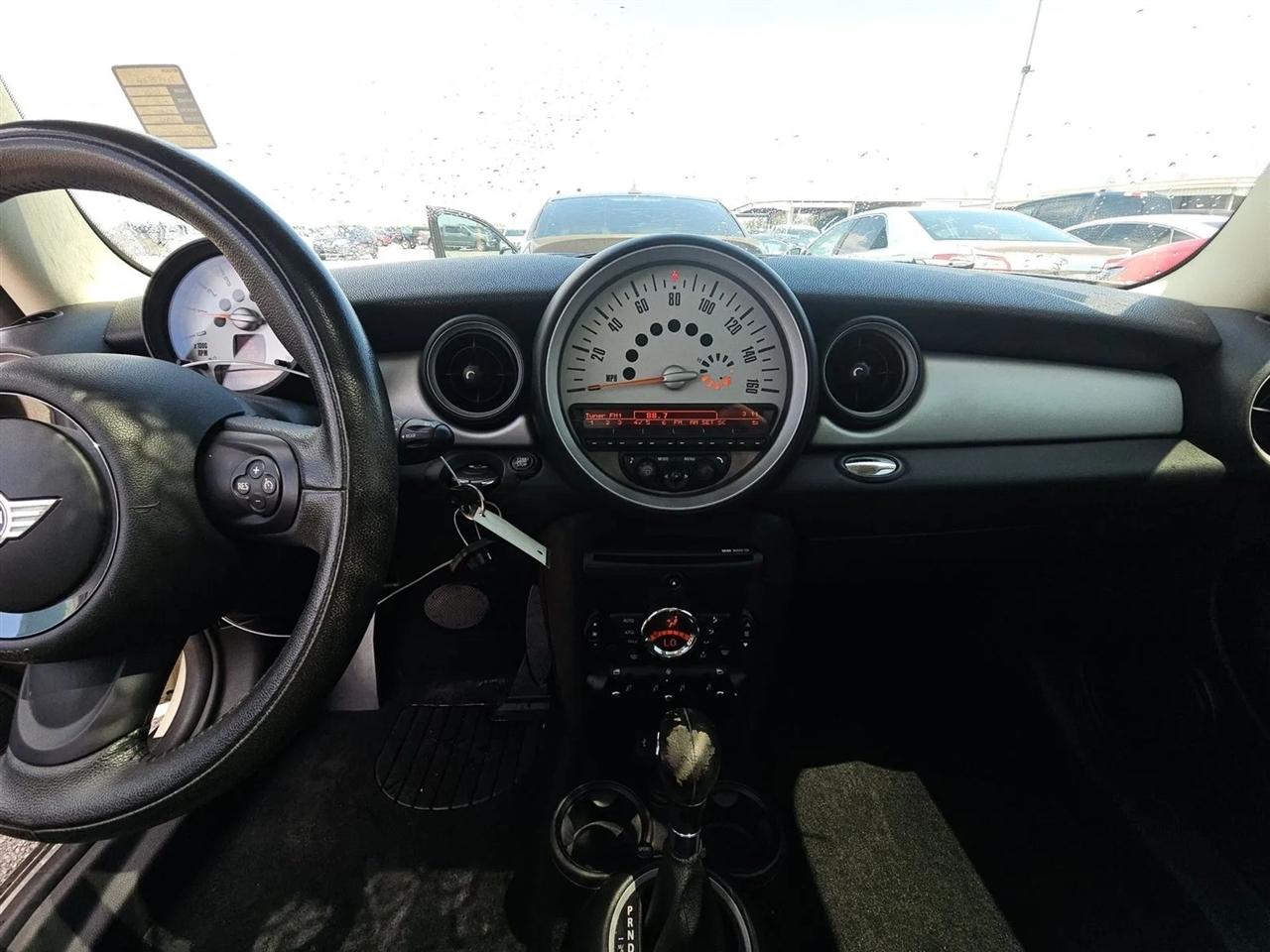 MINI Cooper Hardtop 2dr Cpe 2013