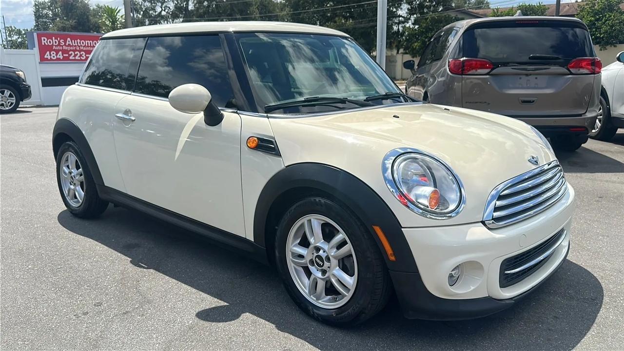 MINI Cooper Hardtop  2013