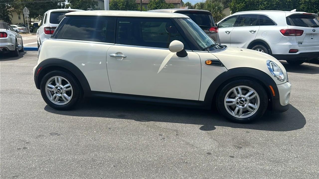 MINI Cooper Hardtop  2013