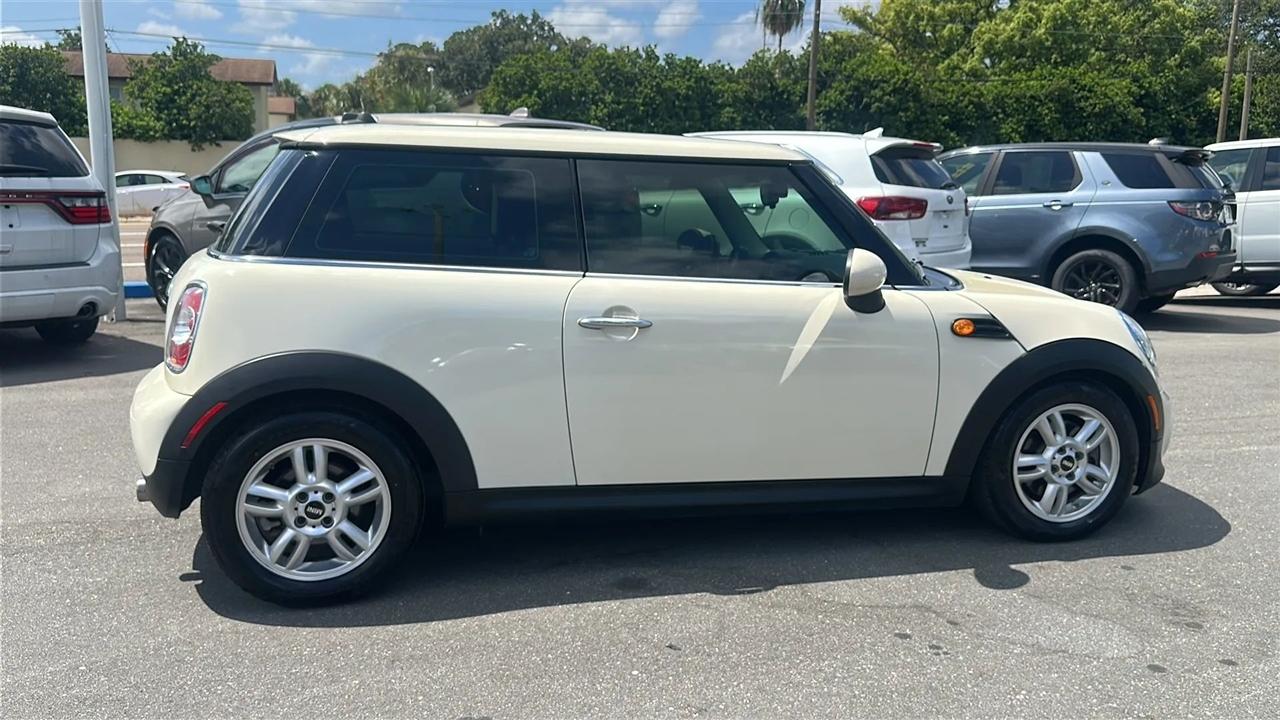 MINI Cooper Hardtop  2013